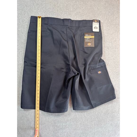 Dickies Twill Work Short Loose Fit Size 44 NWT - Picture 4 of 8